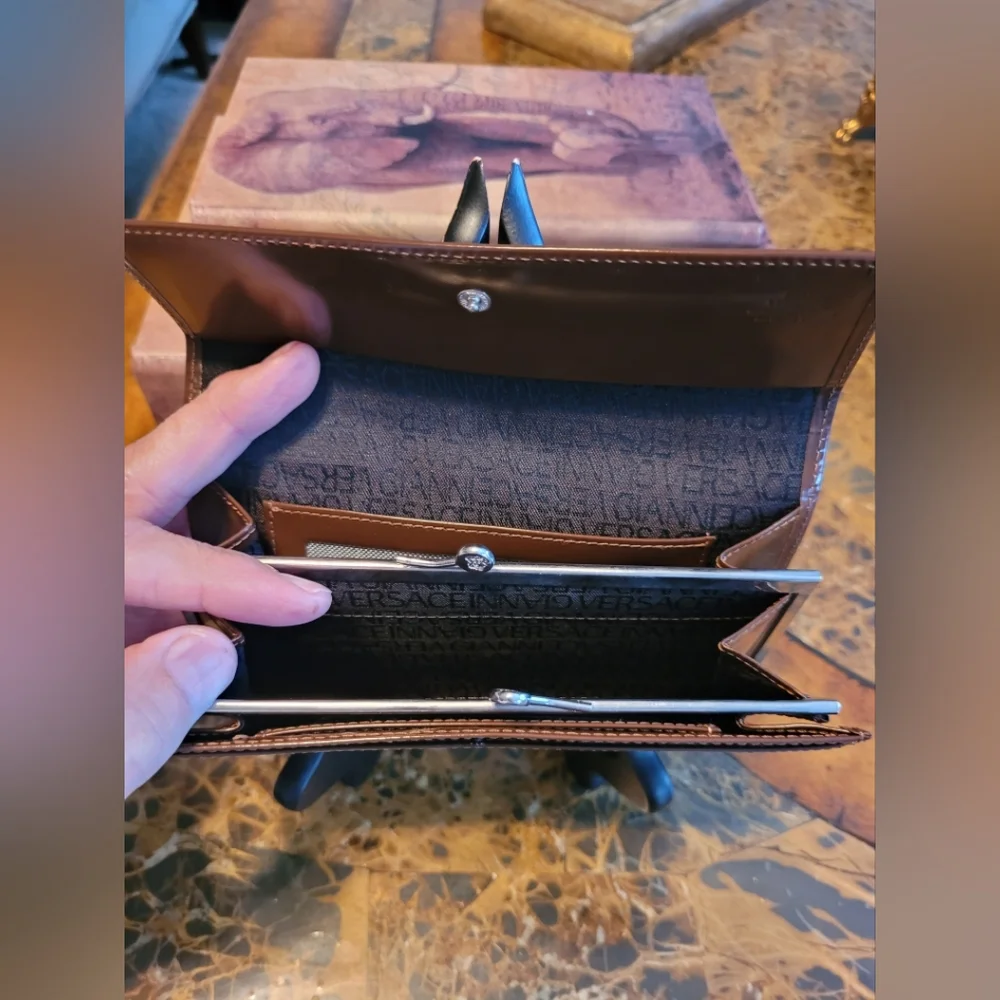 Versace Brown Leather Men's Bag - Picture 6 of 6